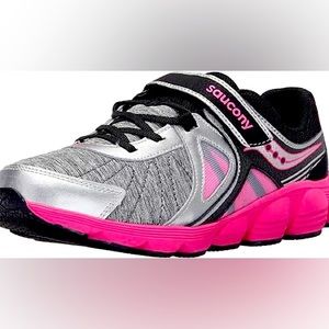 New Saucony size 3